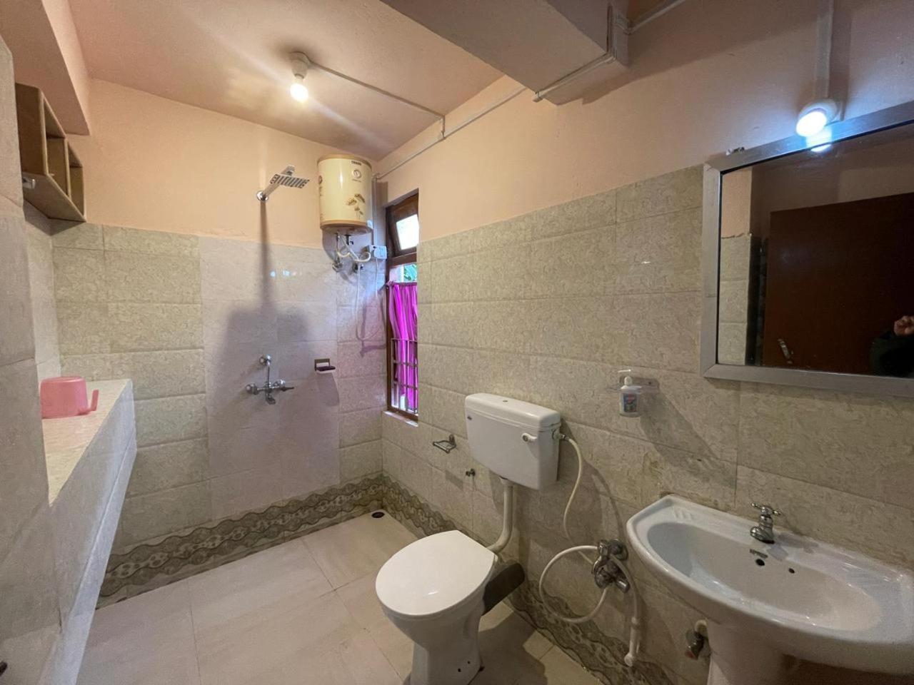 Daragaon Retreat Apartment Pelling Exterior photo