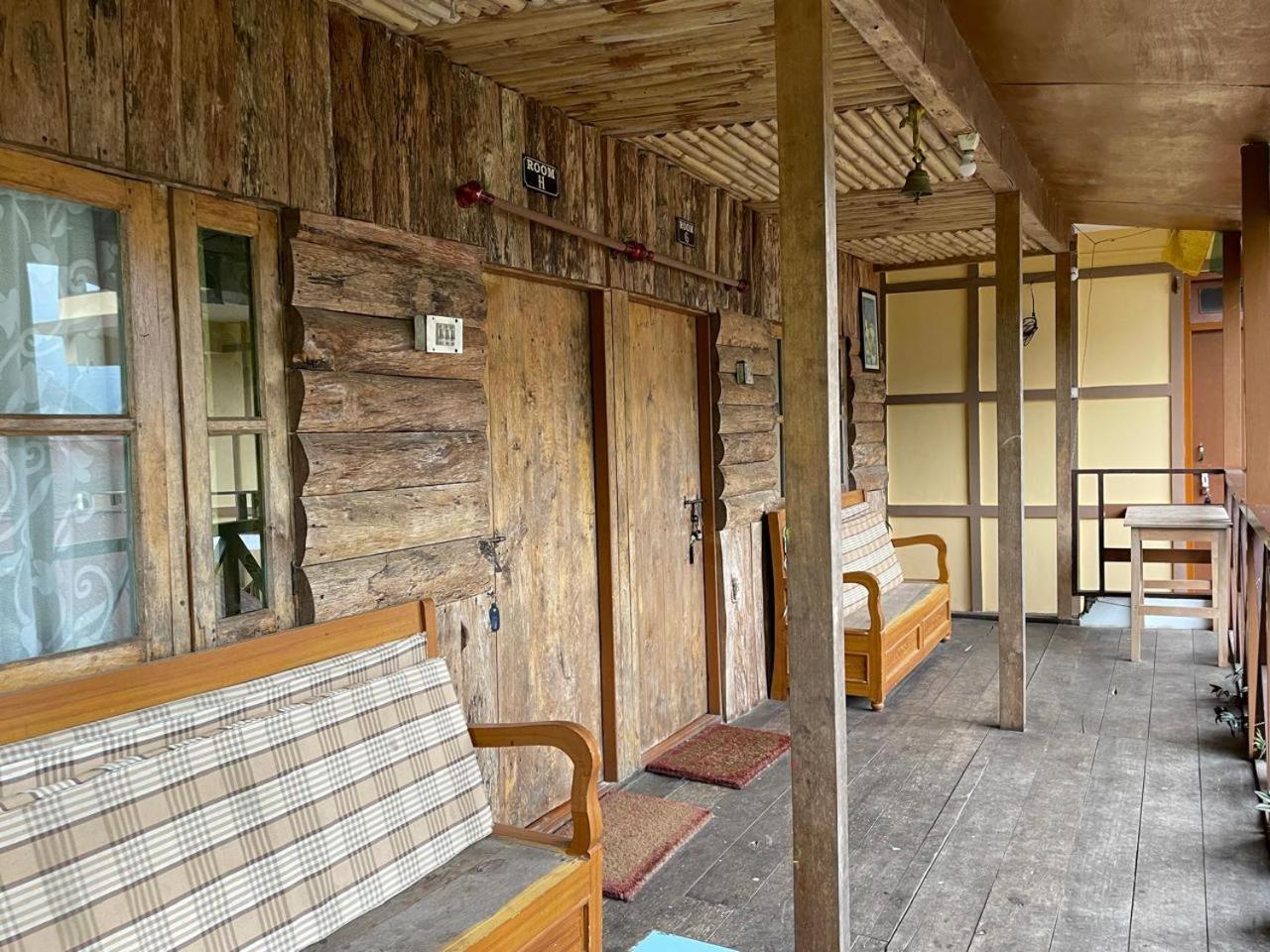 Daragaon Retreat Apartment Pelling Exterior photo